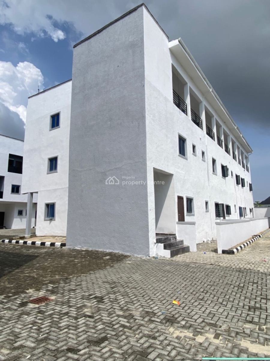 Executive Luxury Brand New with Amazing Amenities, Behind Shoprite, Sangotedo, Ajah, Lagos, Flat / Apartment for Sale