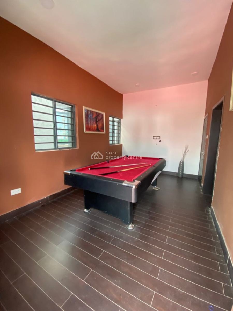 Executive Luxury Brand New with Amazing Amenities, Behind Shoprite, Sangotedo, Ajah, Lagos, Flat / Apartment for Sale