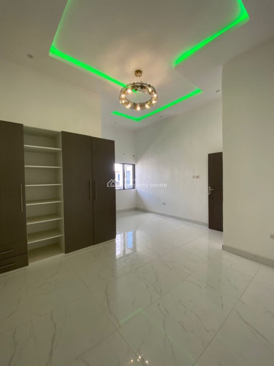 Executive Luxury Brand New with Amazing Amenities, Behind Shoprite, Sangotedo, Ajah, Lagos, Flat / Apartment for Sale