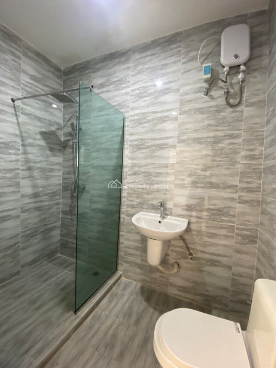 Executive Luxury Brand New with Amazing Amenities, Behind Shoprite, Sangotedo, Ajah, Lagos, Flat / Apartment for Sale