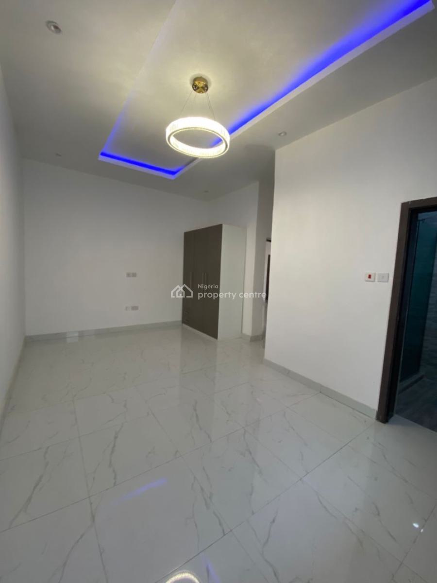 Executive Luxury Brand New with Amazing Amenities, Behind Shoprite, Sangotedo, Ajah, Lagos, Flat / Apartment for Sale