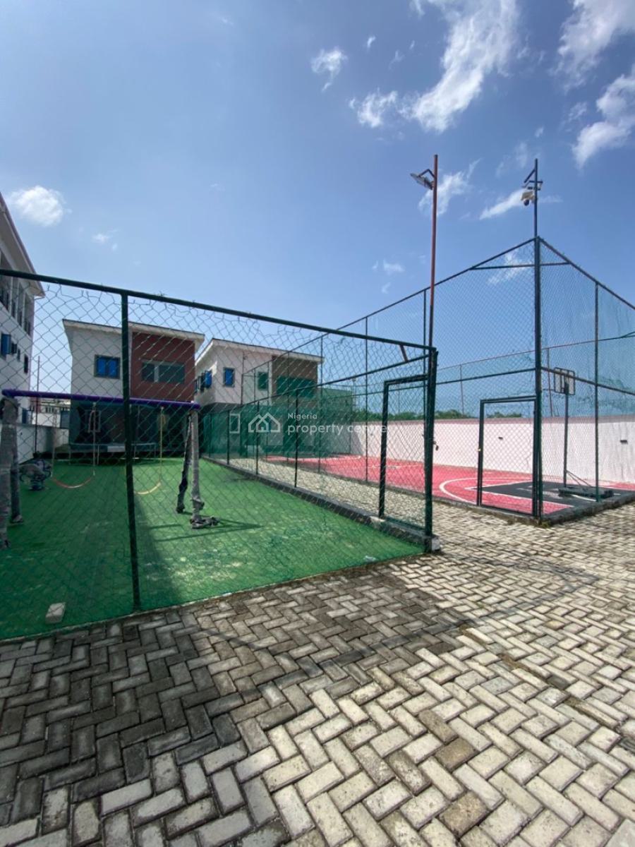 Executive Luxury Brand New with Amazing Amenities, Behind Shoprite, Sangotedo, Ajah, Lagos, Flat / Apartment for Sale