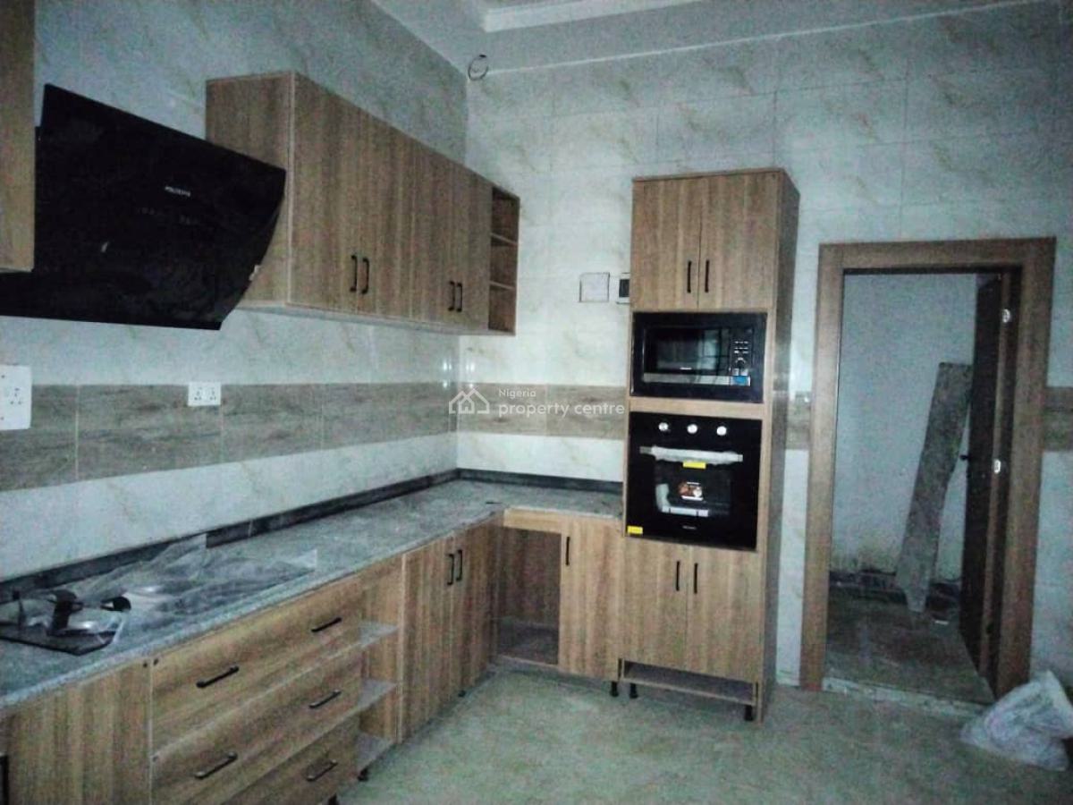 Tastefully Finished 5bedroom Terrace Duplex with Bq, Serene Environment, Guzape District, Abuja, Terraced Duplex for Rent