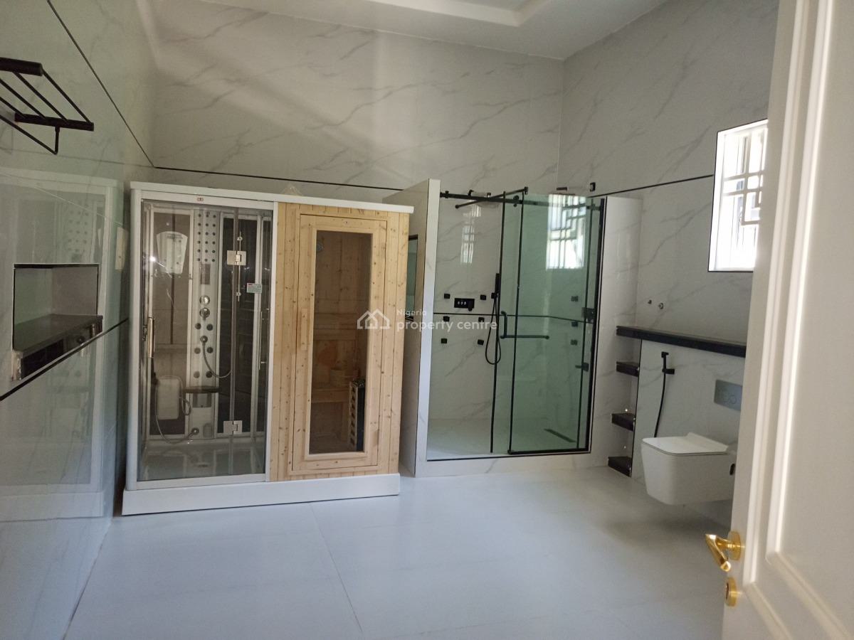 10 Bedrooms Massionate.   New Arrival, Massionate.   Tastefully Finish, By Maitama Main, Maitama District, Abuja, House for Sale