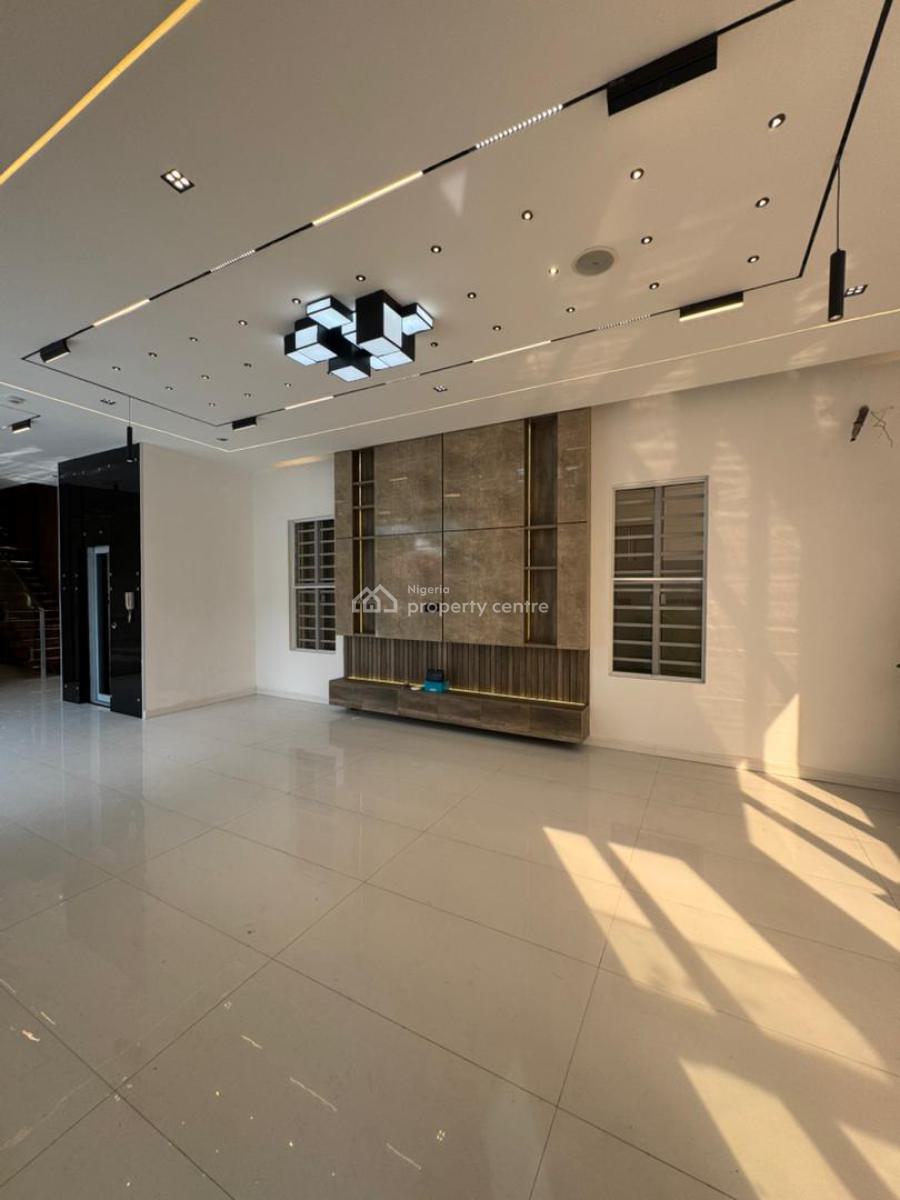 Gorgeous 5 Bedroom Duplex with a Pool,bq and Cinema, Lekki Phase 1, Lekki, Lagos, House for Sale