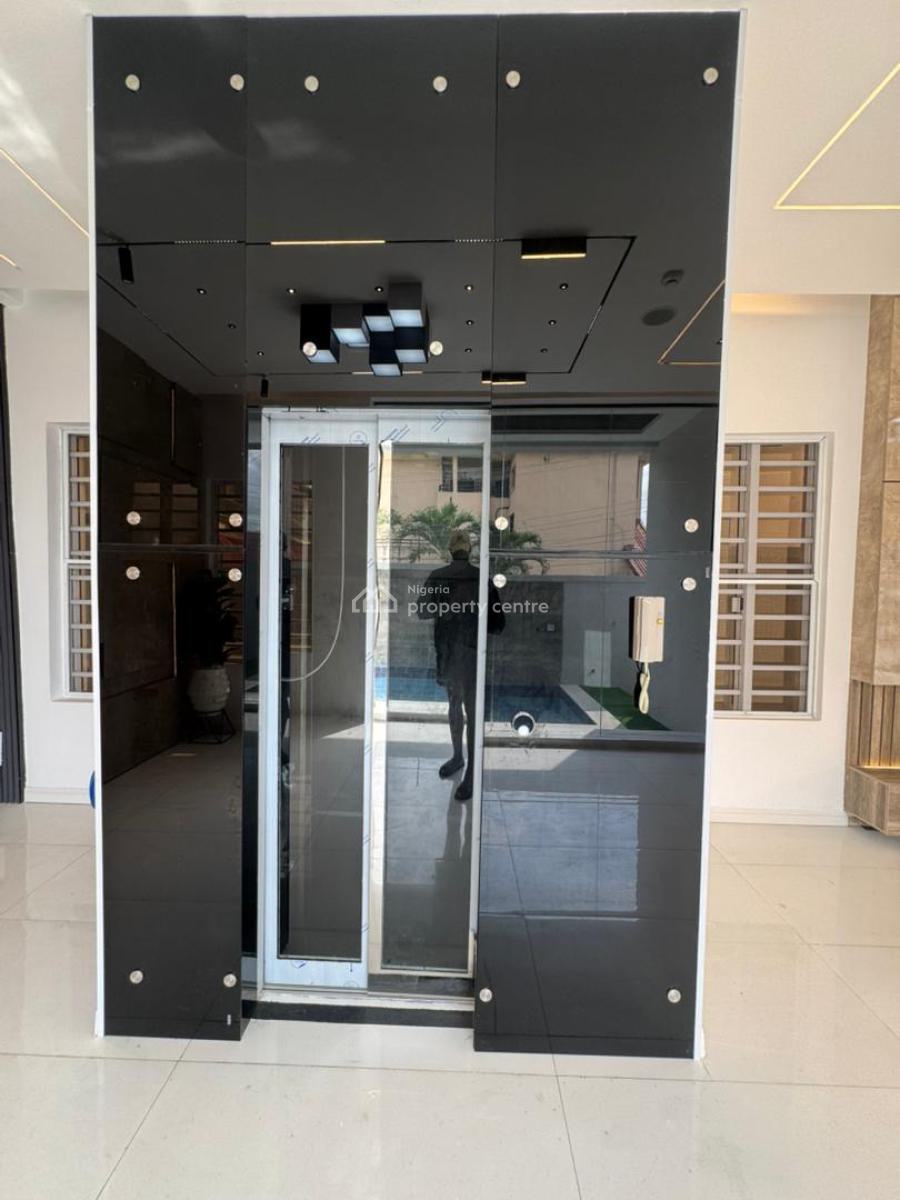 Gorgeous 5 Bedroom Duplex with a Pool,bq and Cinema, Lekki Phase 1, Lekki, Lagos, House for Sale