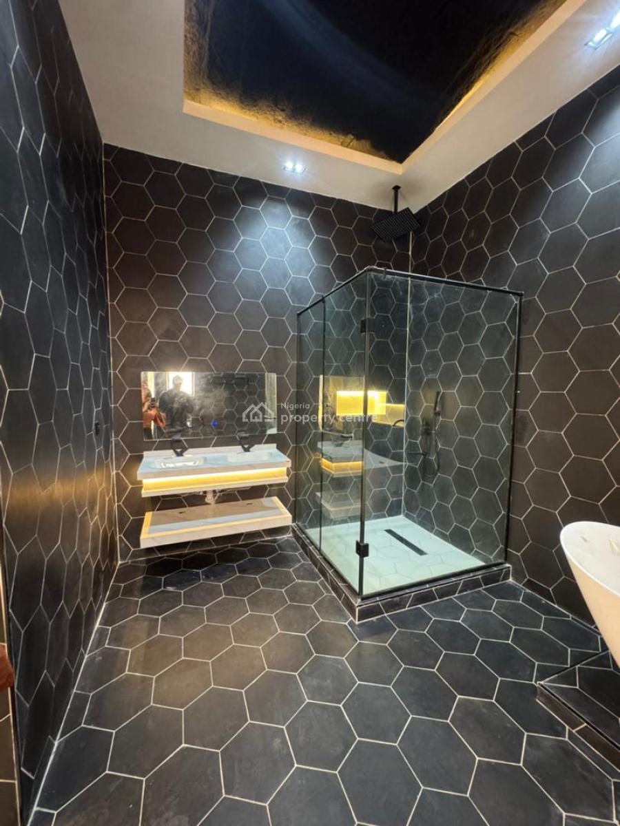 Gorgeous 5 Bedroom Duplex with a Pool,bq and Cinema, Lekki Phase 1, Lekki, Lagos, House for Sale