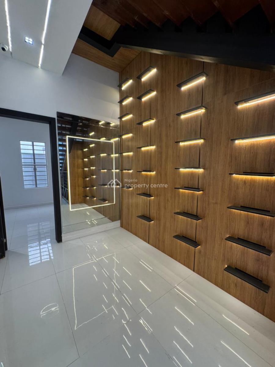 Gorgeous 5 Bedroom Duplex with a Pool,bq and Cinema, Lekki Phase 1, Lekki, Lagos, House for Sale