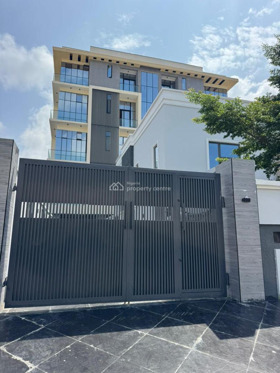 Luxurious 2 Bedroom Apartment with a Pool and Elevator, Lekki Phase 1, Lekki, Lagos, Flat / Apartment for Sale