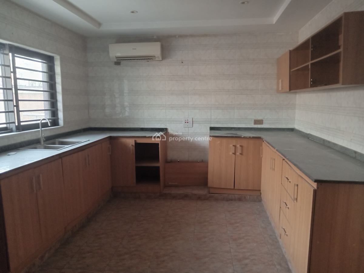a Well-built Spacious 4-bedroom Semi-detached Duplex, Maitama District, Abuja, Semi-detached Duplex for Rent