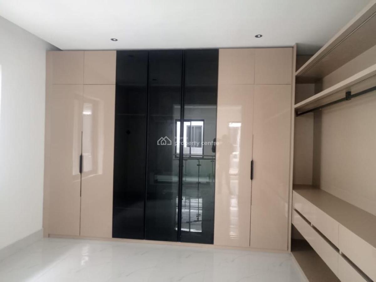 5 Bedroom Detached Duplex with a Penthouse, Ikeja Gra, Ikeja, Lagos, Semi-detached Duplex for Rent