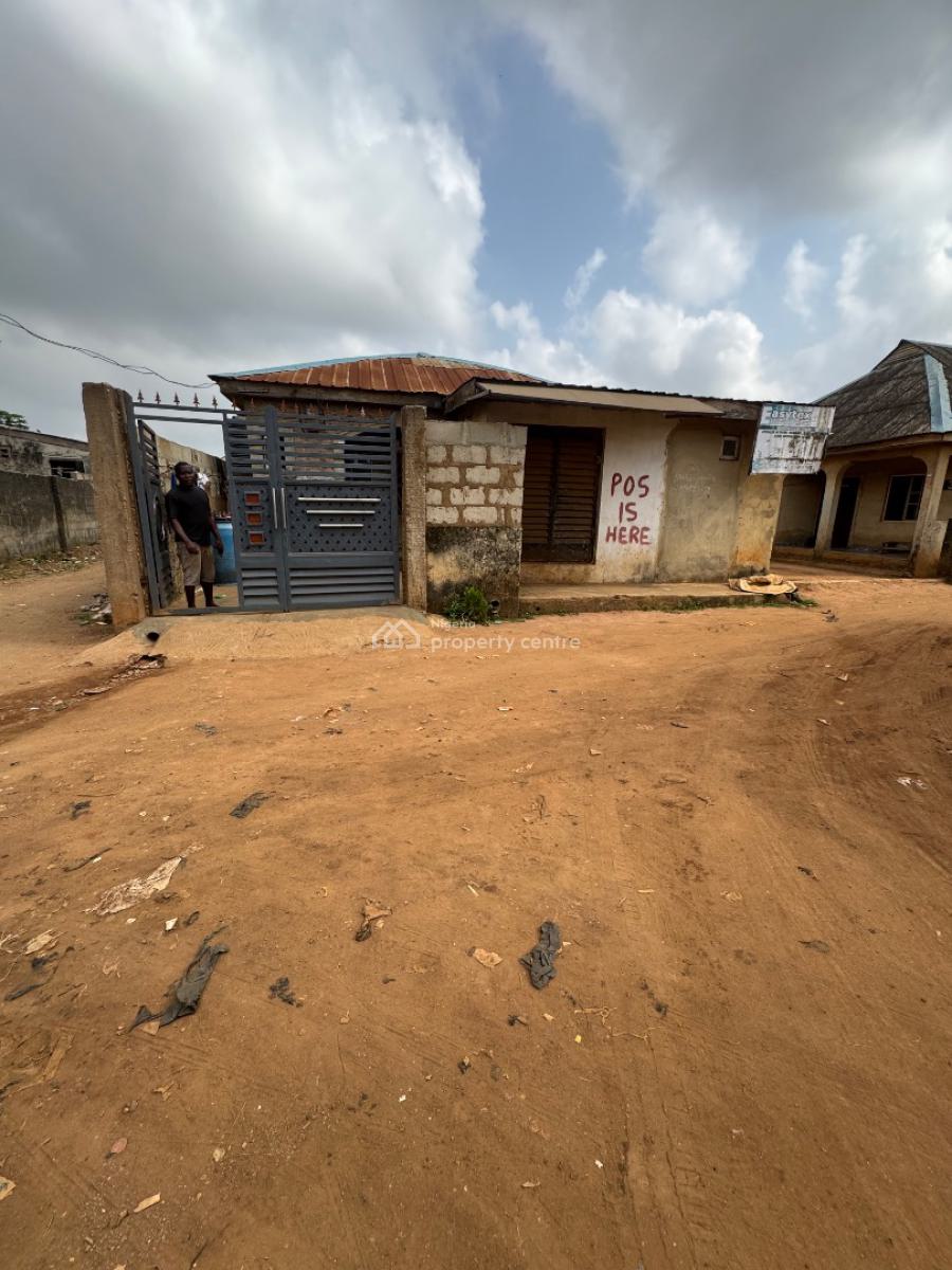 2 Bedroom Flat, Oreyo, Igbogbo, Ikorodu, Lagos, Detached Bungalow for Sale