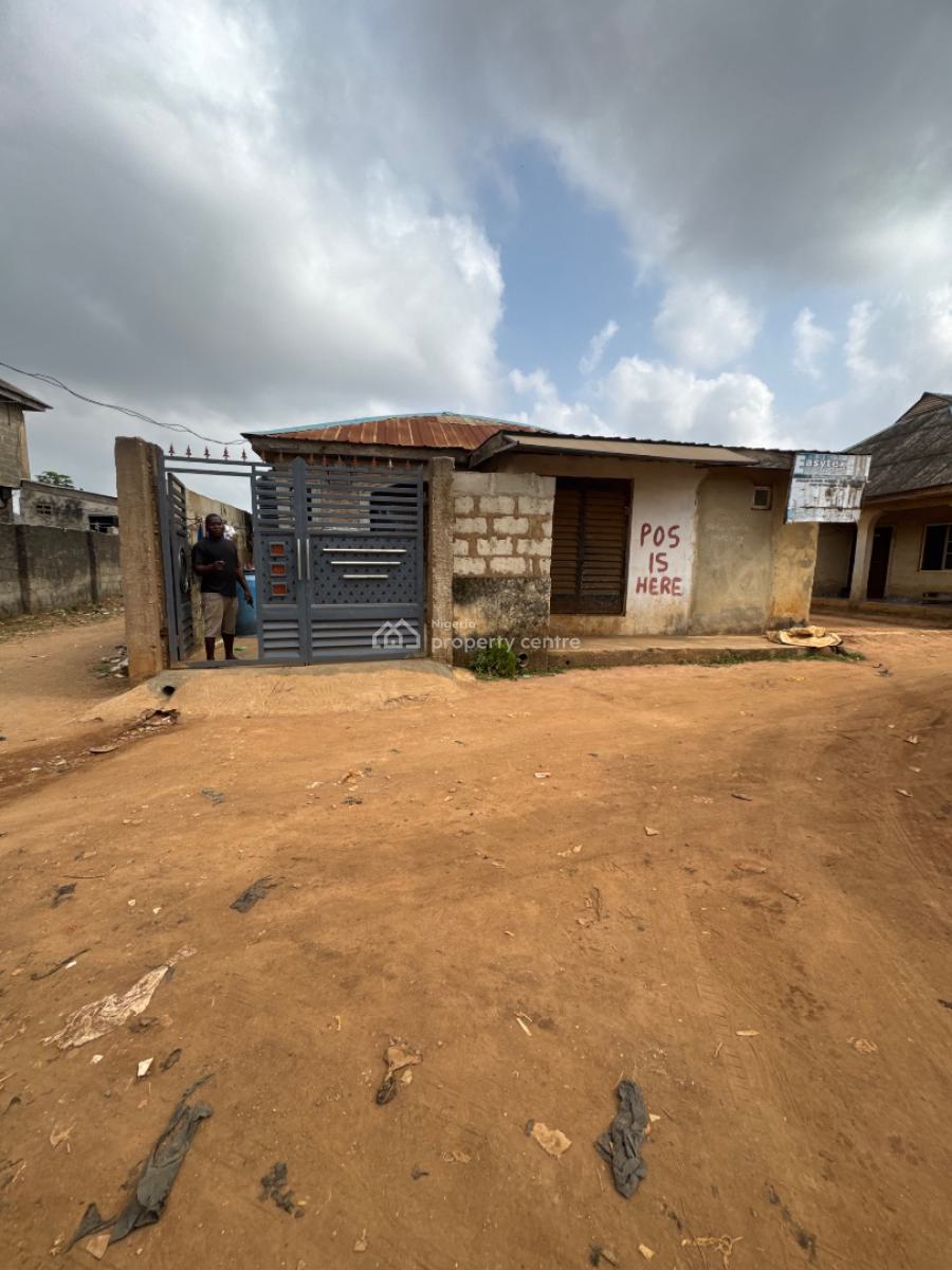 2 Bedroom Flat, Oreyo, Igbogbo, Ikorodu, Lagos, Detached Bungalow for Sale