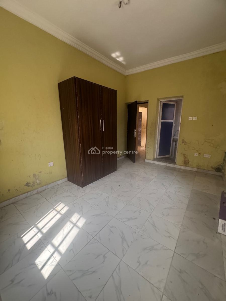 7 Unit of 2 Bedroom Flat with a Mini Flat, Fawole, Igbogbo, Ikorodu, Lagos, Block of Flats for Sale