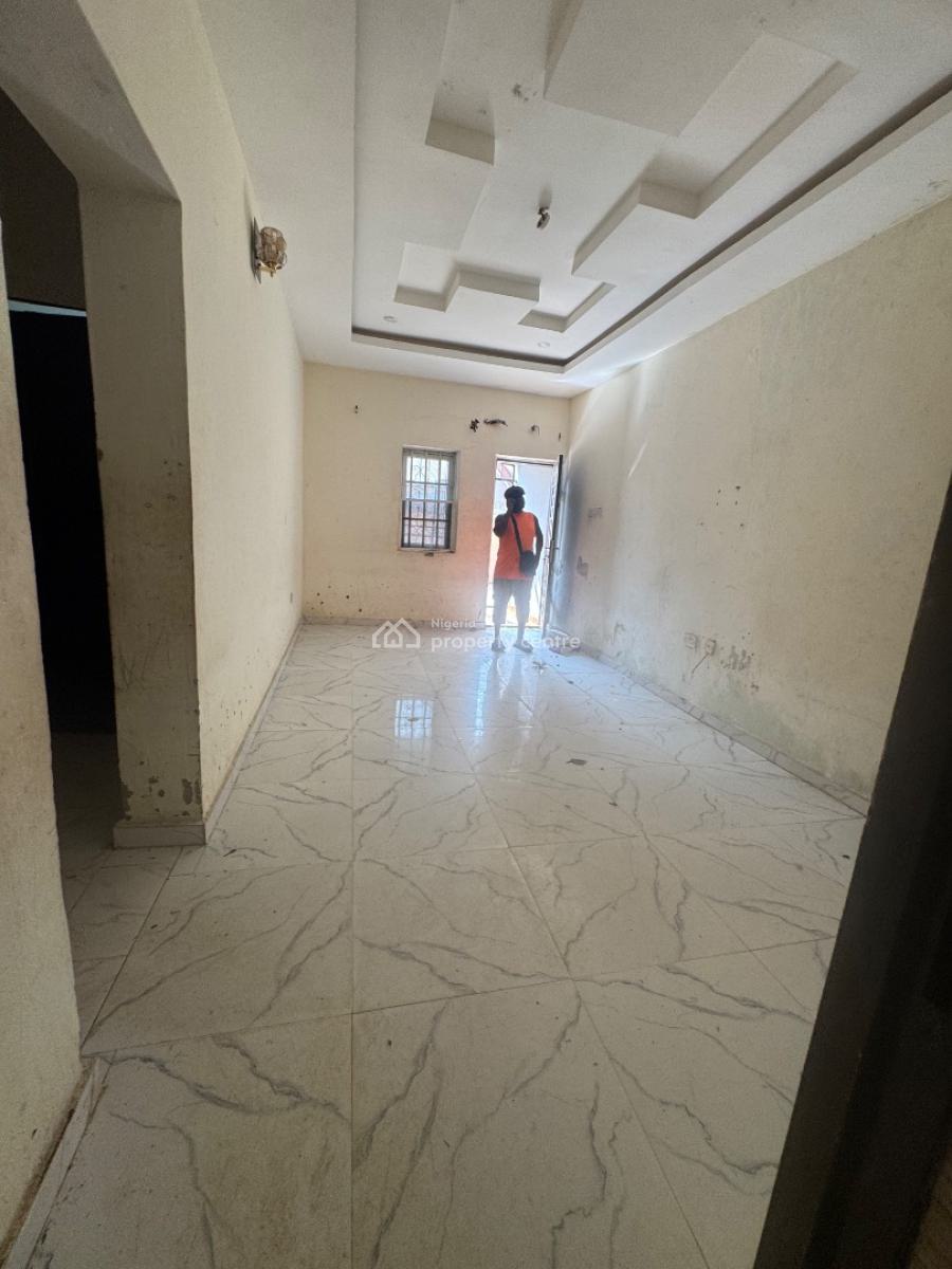 7 Unit of 2 Bedroom Flat with a Mini Flat, Fawole, Igbogbo, Ikorodu, Lagos, Block of Flats for Sale