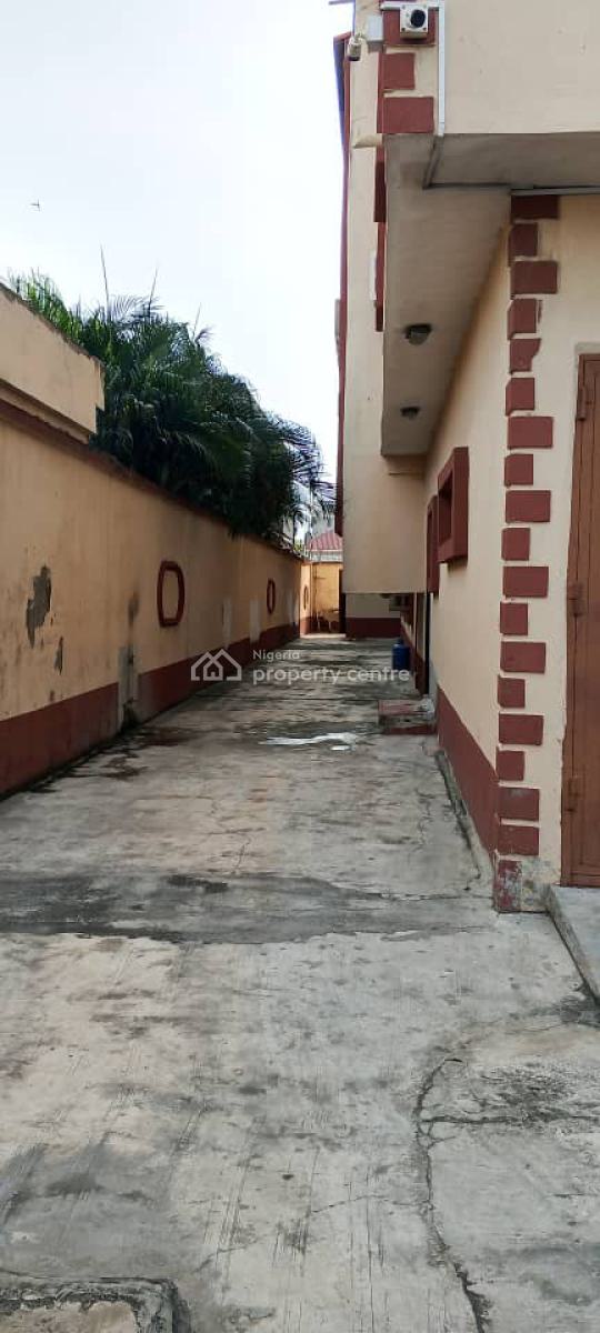 3 Bedrooms Apartment, Lekki Phase 1, Lekki, Lagos, Flat / Apartment for Rent