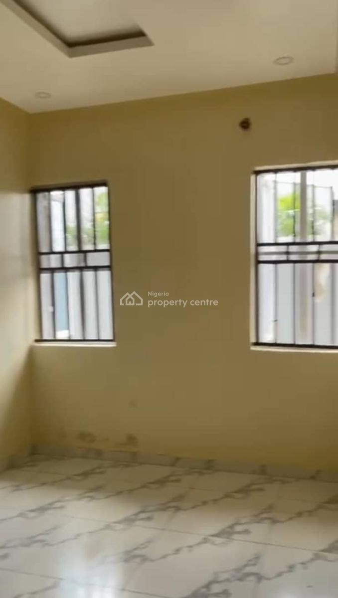 Lovely 2bedroom Flat, Off Agboyi Road, Alapere, Ketu, Lagos, Flat / Apartment for Rent