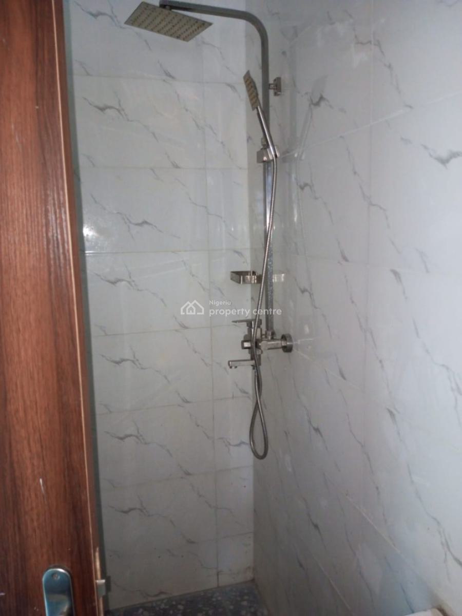 2, Lekki Phase 1, Lekki, Lagos, Flat / Apartment for Rent