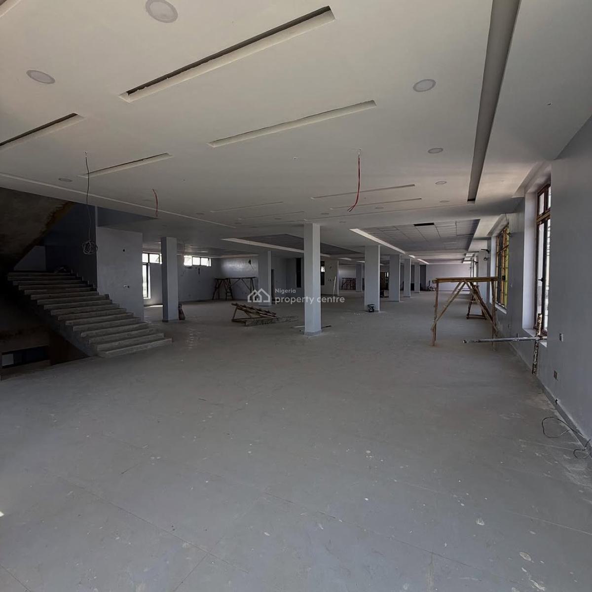 4 Story Building Office Complex with 1,040 Sqm on Each Floor, Lugbe District, Abuja, Office Space for Sale