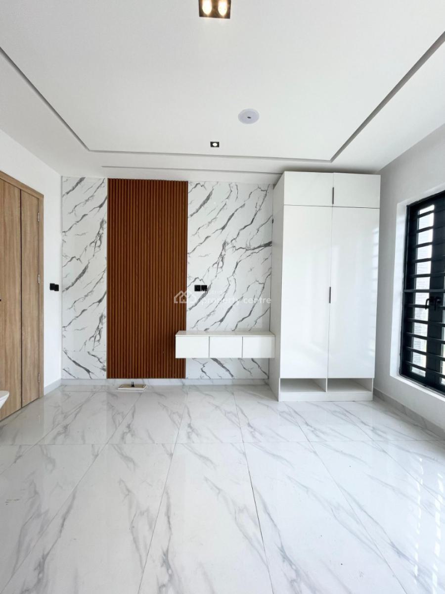 Luxury 2bedroom Flat, Lekki Phase 1, Lekki, Lagos, Flat / Apartment for Rent