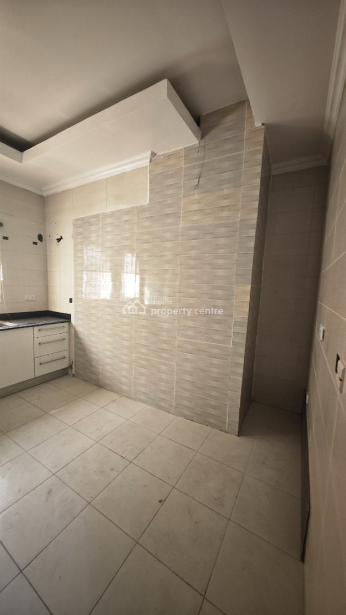 Serviced 3 Bedrooms Flat with 24/7 Power, Lekki Phase 1, Lekki, Lagos, Flat / Apartment for Rent