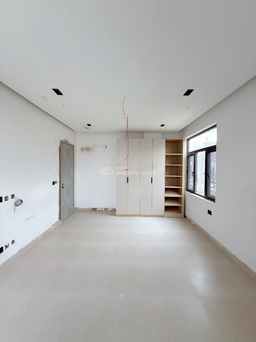 Brand New 3 Bedroom Apartment in Lekki Phase 1, Lekki Phase 1, Lekki, Lagos, Flat / Apartment for Sale