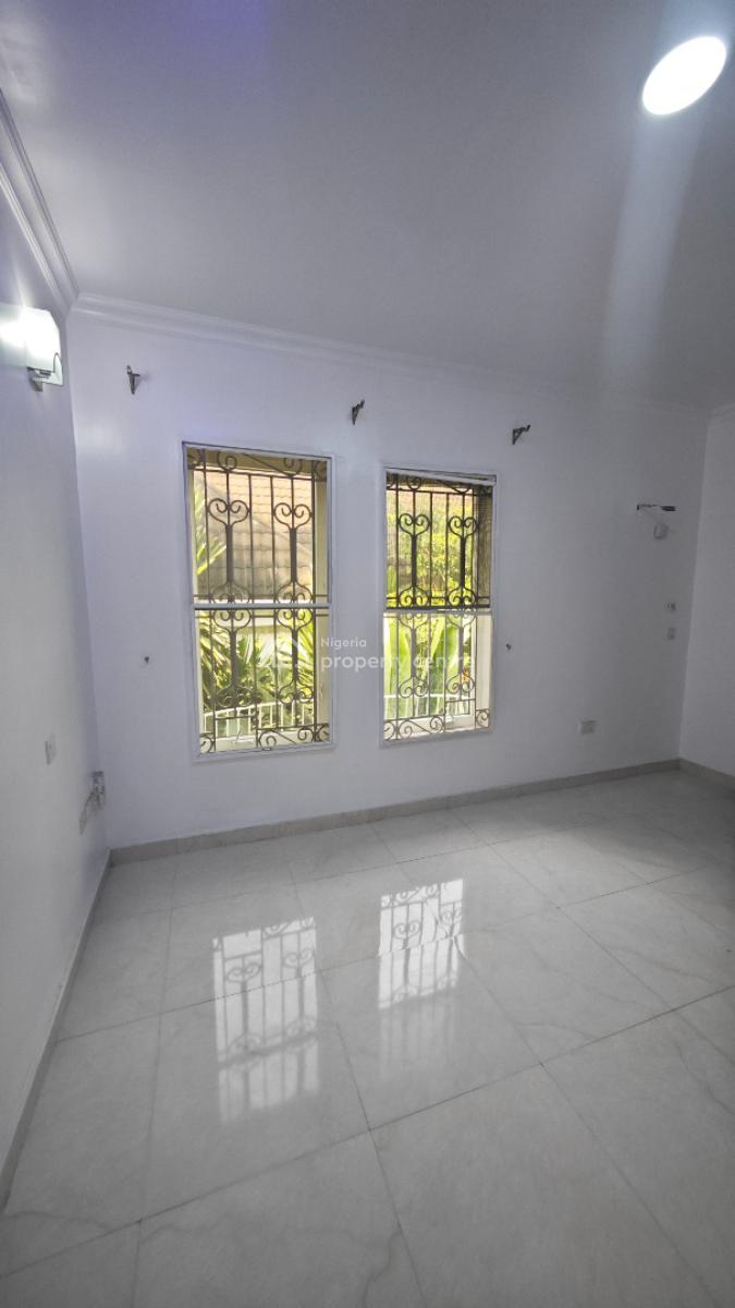 Luxury 2 Bedrooms Flat with 24/7 Power, Lekki Phase 1, Lekki, Lagos, Flat / Apartment for Rent