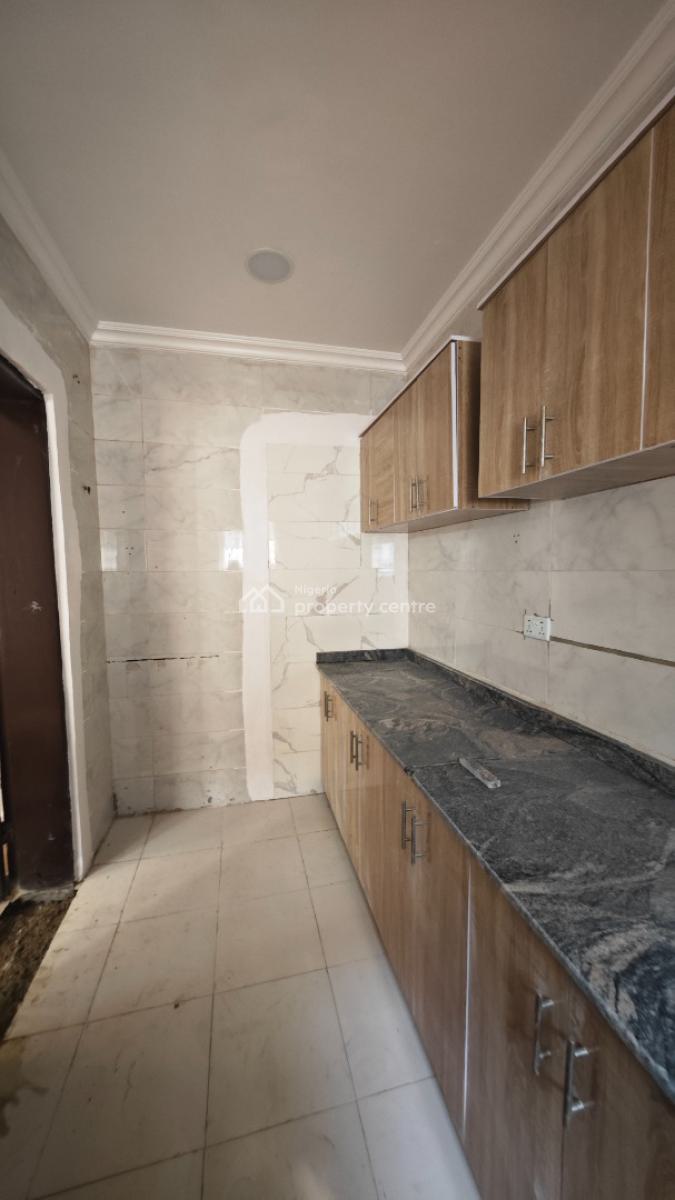 Luxury 2 Bedrooms Flat with 24/7 Power, Lekki Phase 1, Lekki, Lagos, Flat / Apartment for Rent
