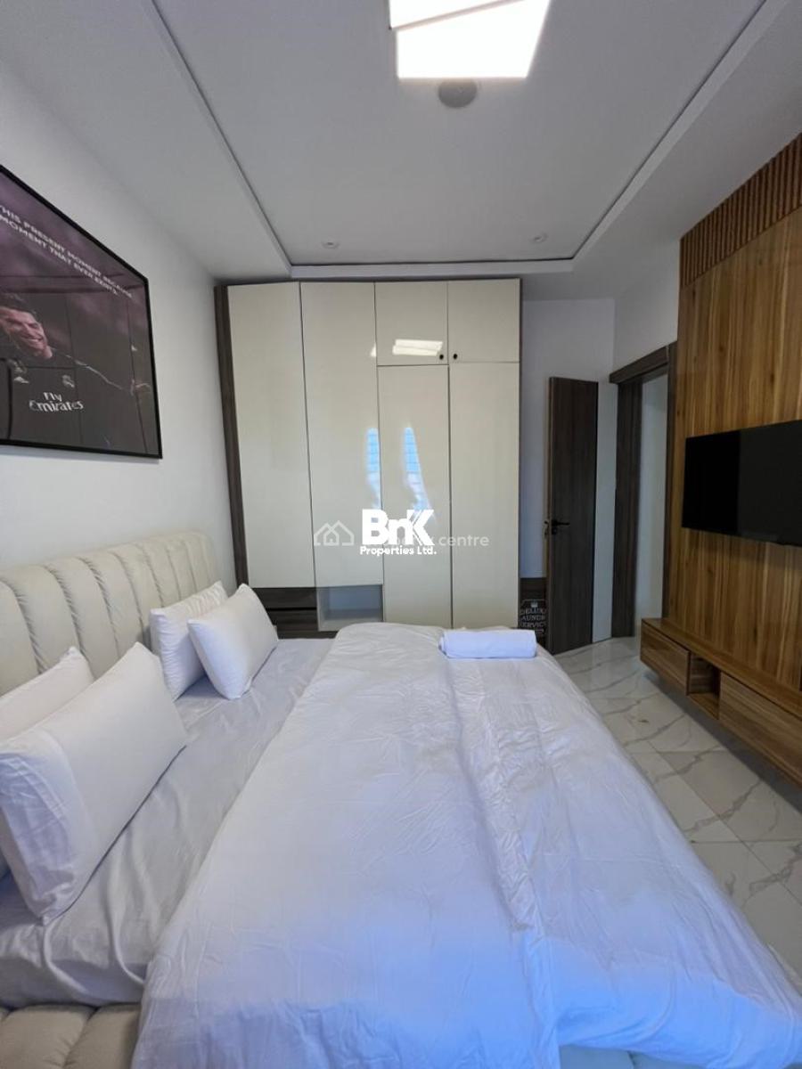 Classic 2-bedroom Apartment, Lekki Phase 1, Lekki, Lagos, Flat / Apartment Short Let