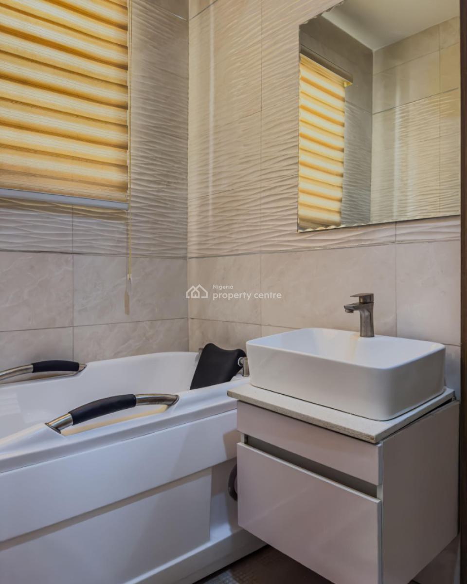 Luxurious Spacious 3 Bedroom Fully Furnished Apartment, Oniru, Victoria Island (vi), Lagos, Flat / Apartment Short Let