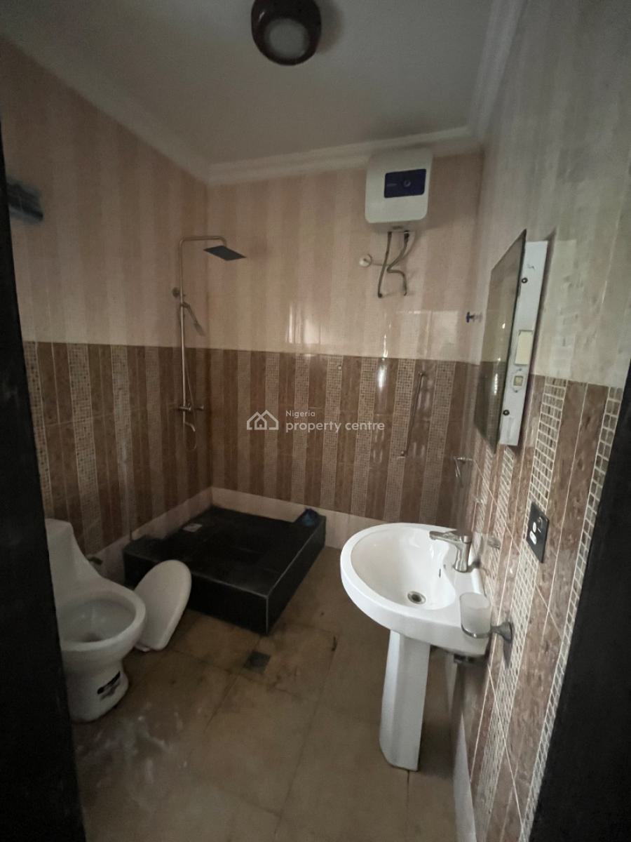 Lovely Shared Apartment with Wardrobe, Mobil Road, Ilaje, Ajah, Lagos, Flat / Apartment for Rent