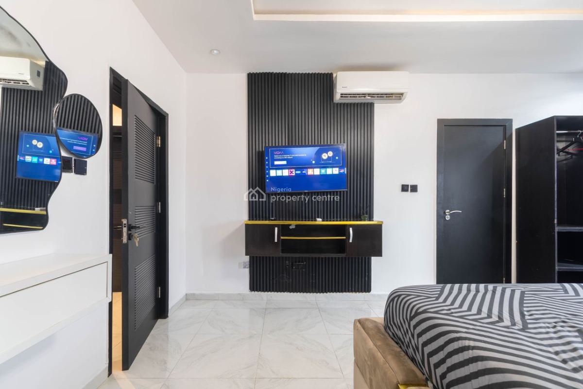 Luxurious 2 Bedroom with Snooker, Table Tennis and Pool, Amore Street Off Freedom Way, Lekki Phase 1, Lekki, Lagos, Flat / Apartment Short Let