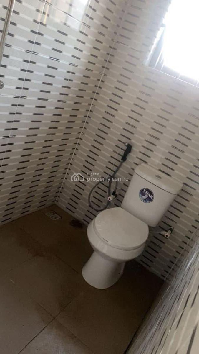 3 Bedroom Flat with Modern Facilities, Alafia Estate, Ibadan, Oyo, Flat / Apartment for Rent