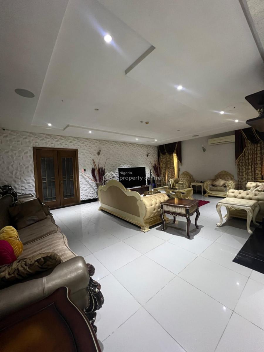 Spacious 5 Bedroom Detached Duplex with 2 Bq, Lekki Phase 1, Lekki, Lagos, Flat / Apartment for Rent