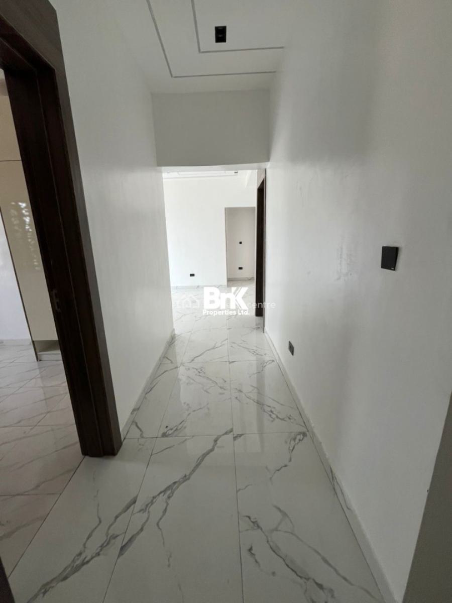 Brand New Classic 3 Bedroom Apartment with Swimming Pool, Lekki Phase 1, Lekki, Lagos, Flat / Apartment for Sale