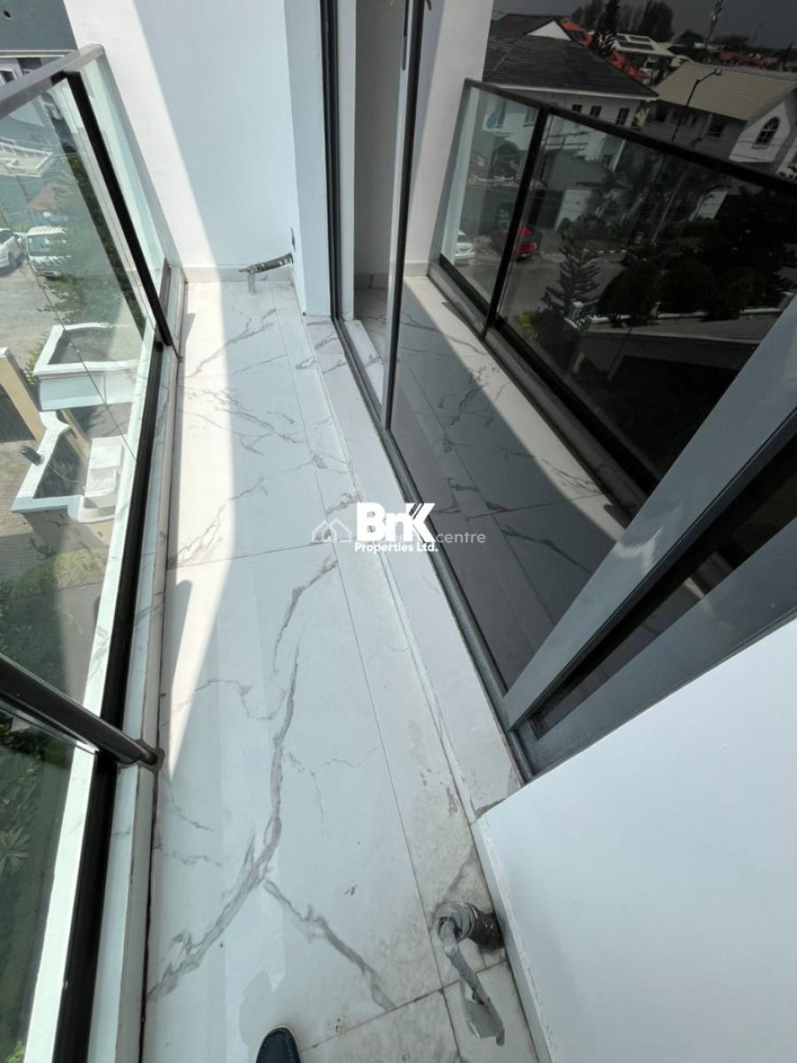 Brand New Classic 3 Bedroom Apartment with Swimming Pool, Lekki Phase 1, Lekki, Lagos, Flat / Apartment for Sale