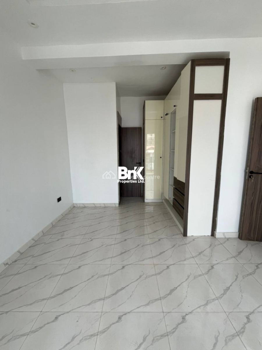 Brand New Classic 3 Bedroom Apartment with Swimming Pool, Lekki Phase 1, Lekki, Lagos, Flat / Apartment for Sale