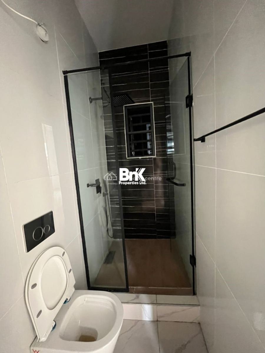 Brand New Classic 3 Bedroom Apartment with Swimming Pool, Lekki Phase 1, Lekki, Lagos, Flat / Apartment for Sale