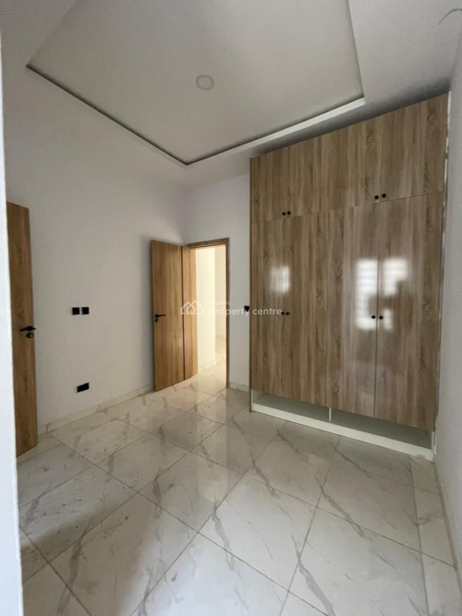 Spacious  4 Bedroom Terrace Duplex, Vgc, Lekki, Lagos, Terraced Duplex for Sale