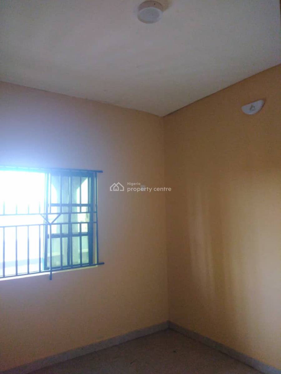 a Clean and Spacious 2 Bedroom, Lucky Fiber Road, Ikorodu, Lagos, Flat / Apartment for Rent