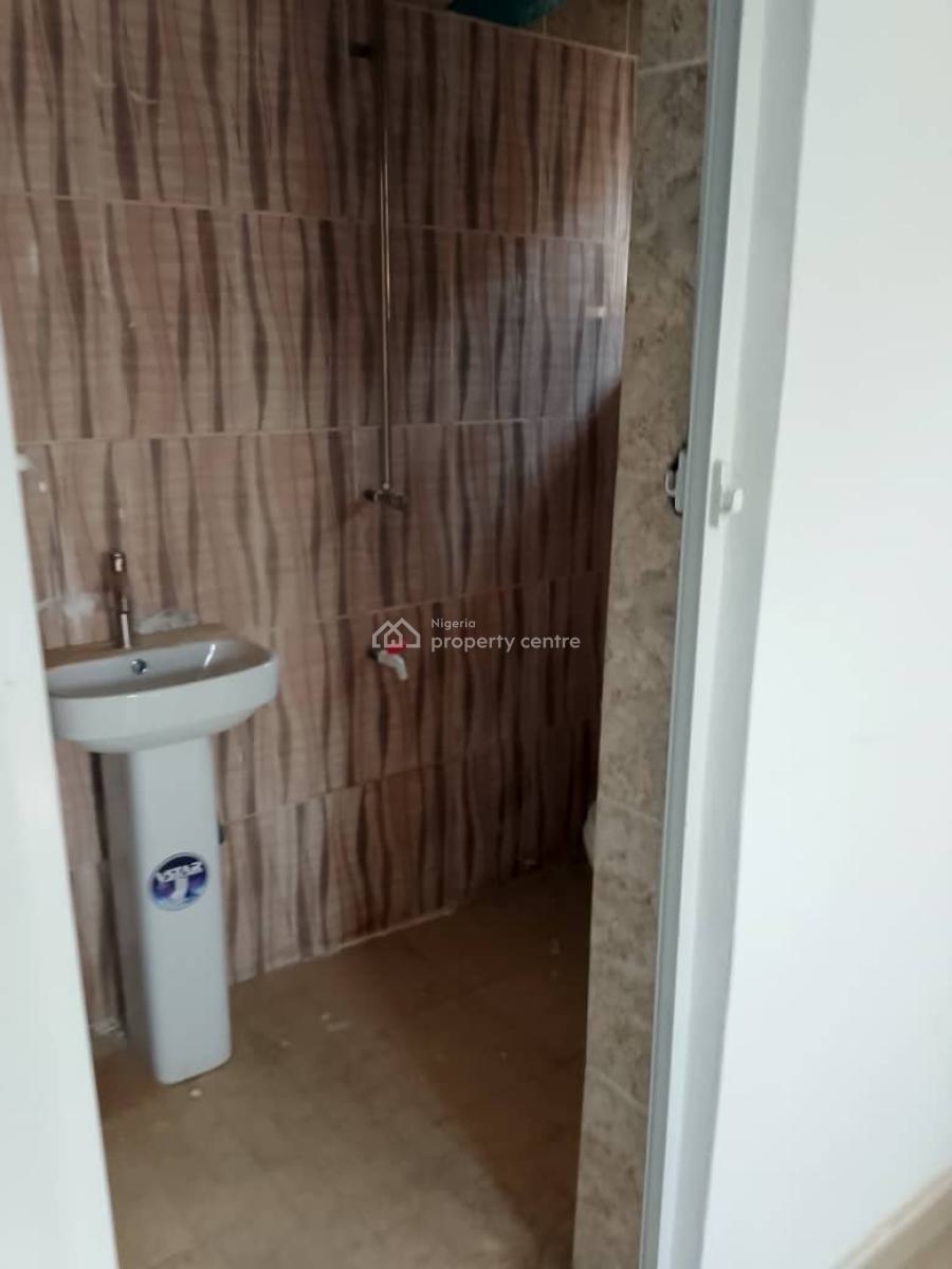 Luxury 2 Bedroom Flat, Agunfoye, Igbogbo, Ikorodu, Lagos, Flat / Apartment for Rent
