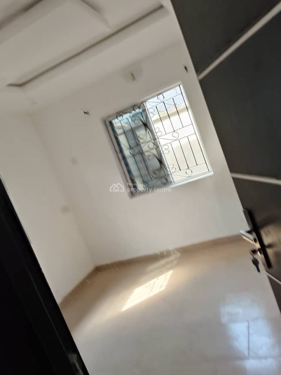 Luxury 2 Bedroom Flat, Agunfoye, Igbogbo, Ikorodu, Lagos, Flat / Apartment for Rent