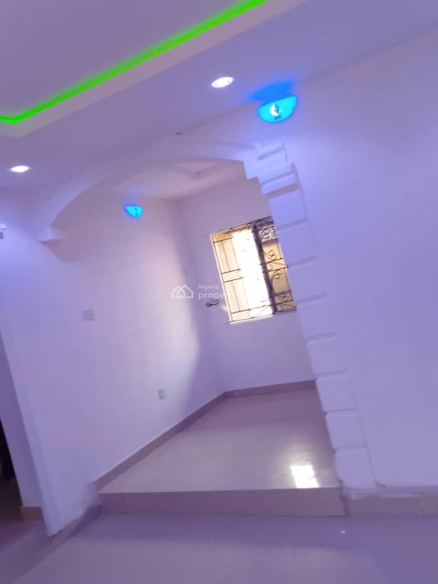 Luxury 2 Bedroom Flat, Agunfoye, Igbogbo, Ikorodu, Lagos, Flat / Apartment for Rent