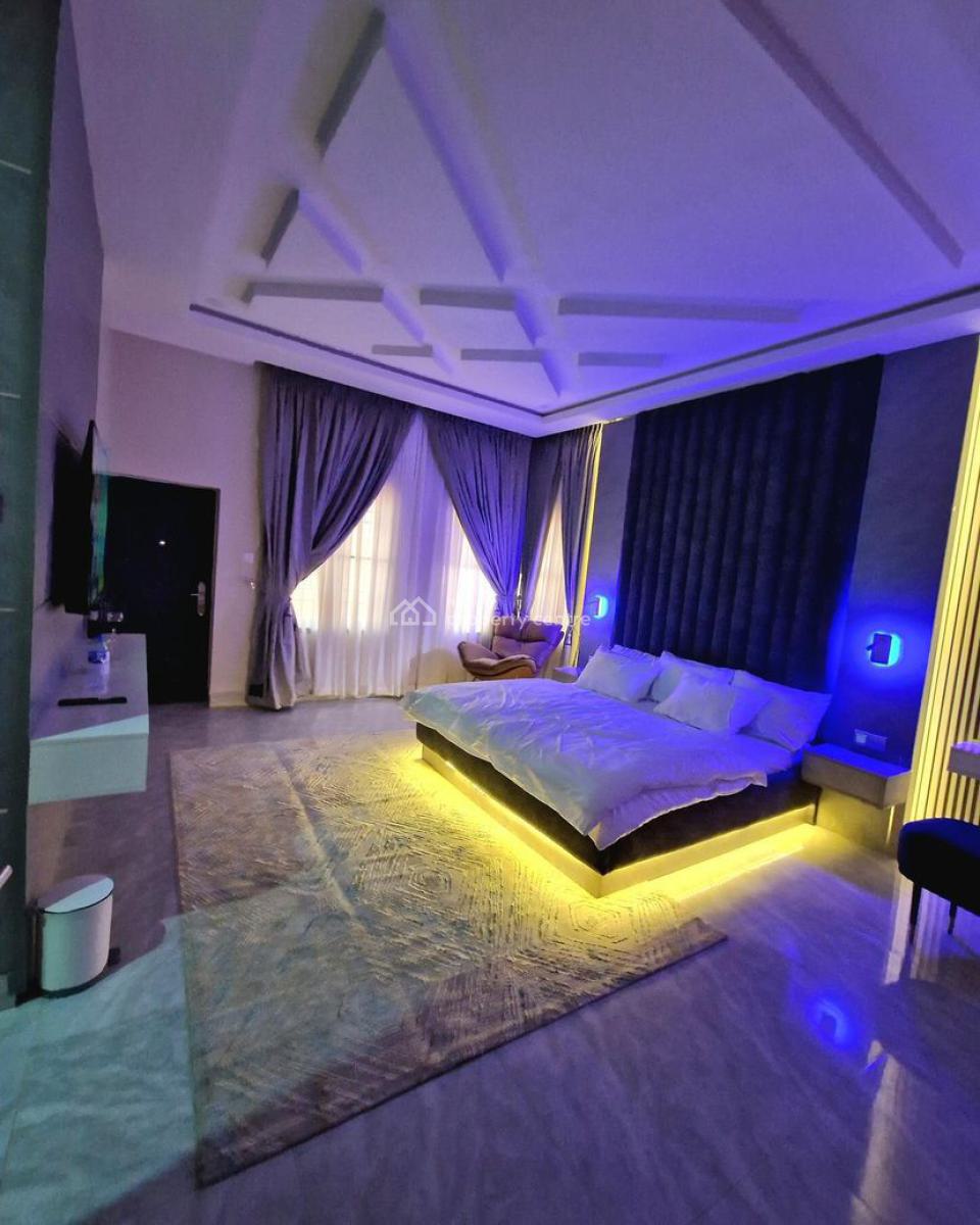 Luxury 3 Bedroom Apartment, Wuye, Abuja, Flat / Apartment Short Let