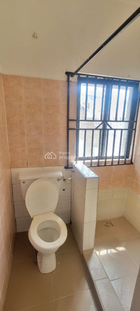 Sharp and Spacious 2 Bedroom Apartment, Seaside Estate, Badore, Ajah, Lagos, Flat / Apartment for Rent