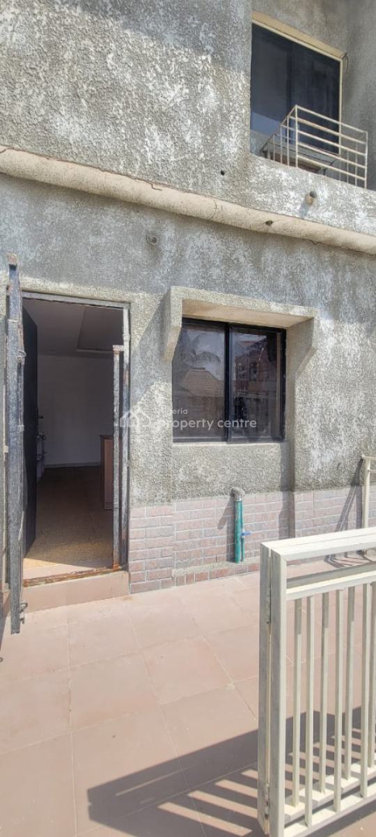 Sharp and Spacious 2 Bedroom Apartment, Seaside Estate, Badore, Ajah, Lagos, Flat / Apartment for Rent