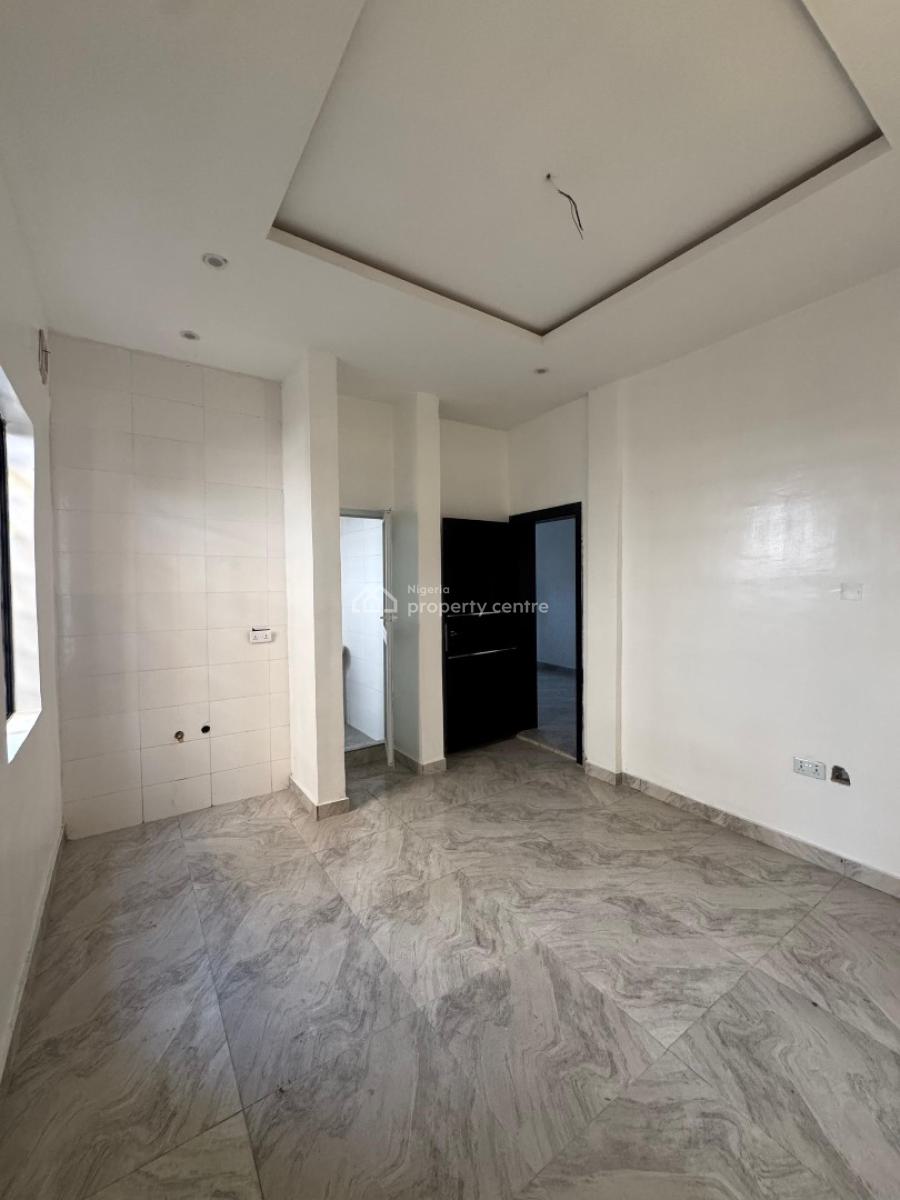 Exquisite 2 Bedroom Apartment Within a Residential Estate, Ologolo, Lekki, Lagos, Flat / Apartment for Sale