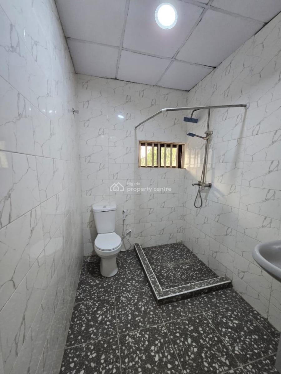 Renovated 4 Bedroom Semi-detached Duplex with Miniflat Bq, Gra Phase 2, Magodo, Lagos, Semi-detached Duplex for Rent