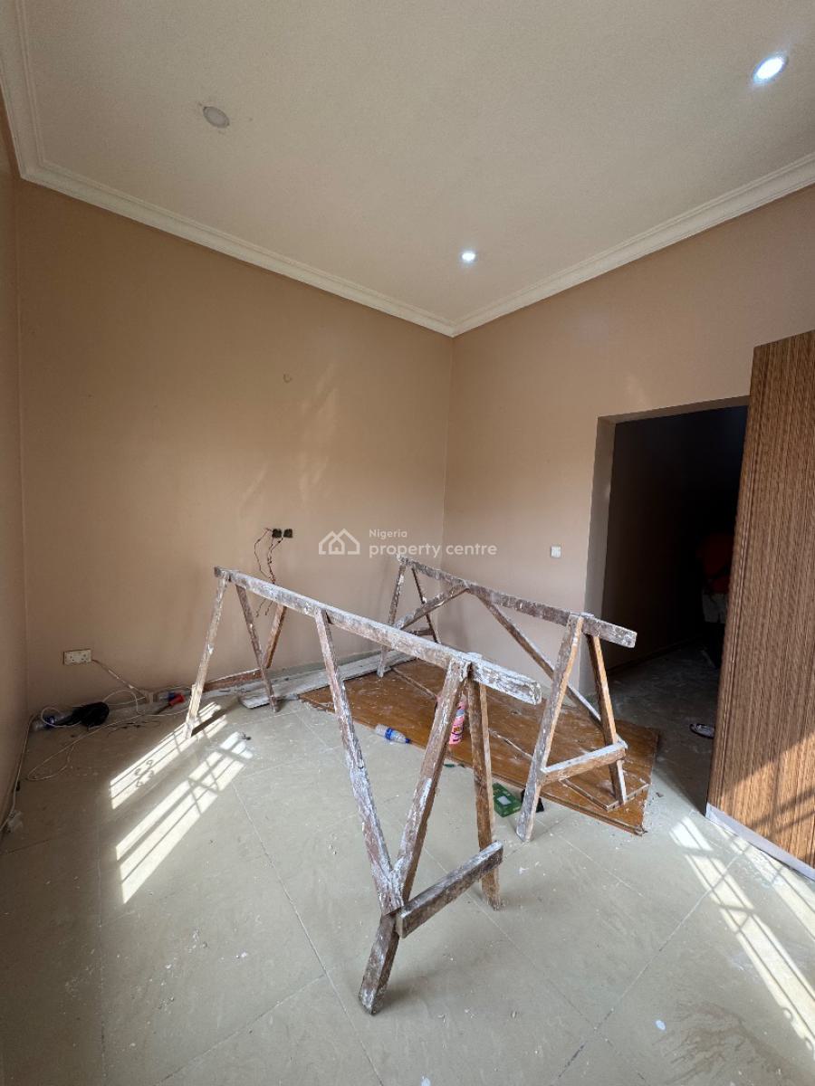 Lovely Self Contain, Lekki Phase 1, Lekki, Lagos, Self Contain (single Rooms) for Rent