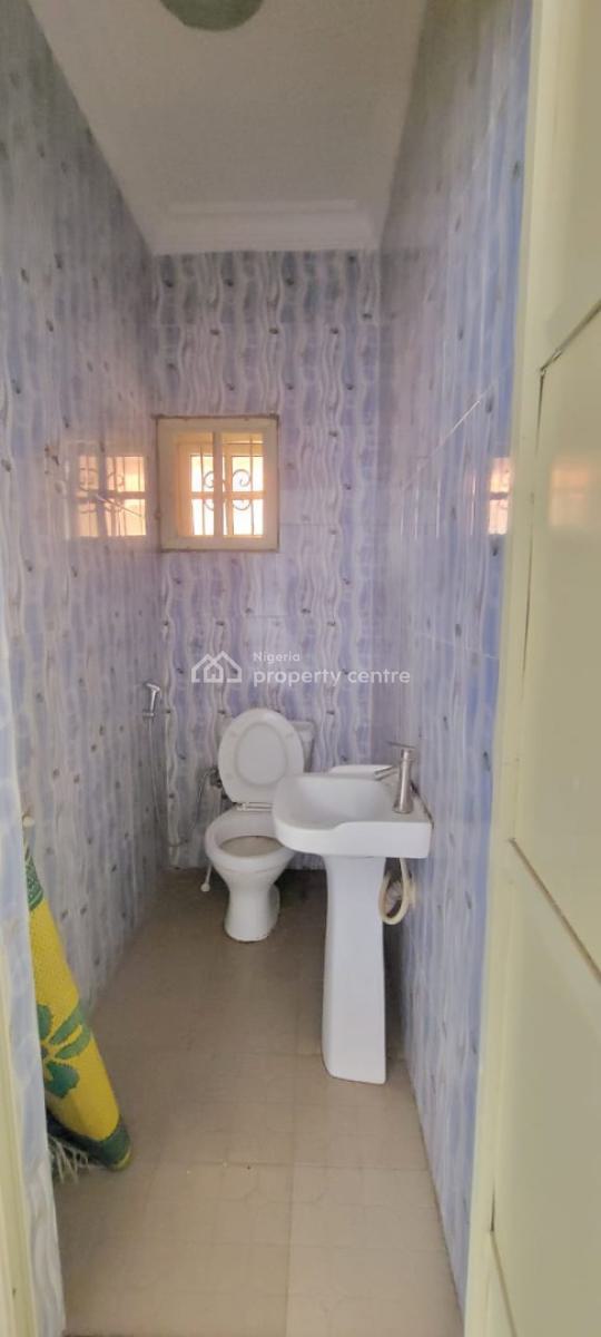 Clean and Spacious 2 Bedroom Apartment, Even Estate, Badore, Ajah, Lagos, Flat / Apartment for Rent